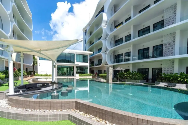 Private Loft near Naiharn Beach UTL B119