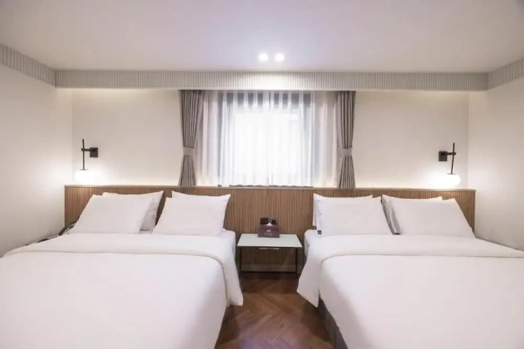 Premium Quadruple room