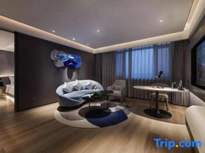 Privilege Double Suite