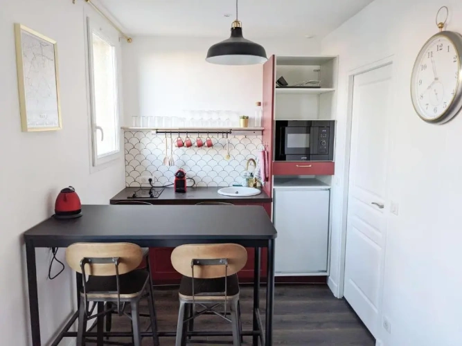 2 Bedrooms Apartment