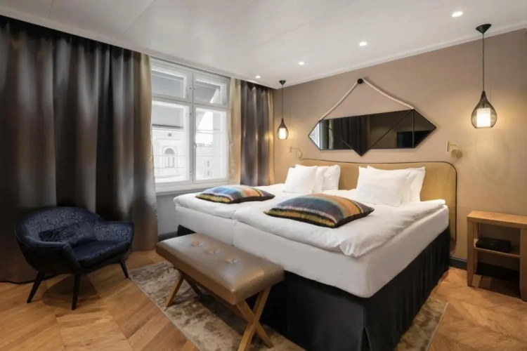 Solo Twin room