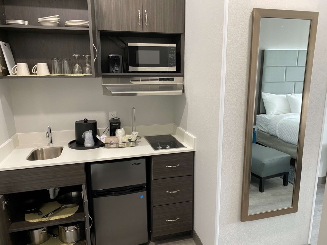 Best Western Plus Executive Residency Antioch Inn photo 27