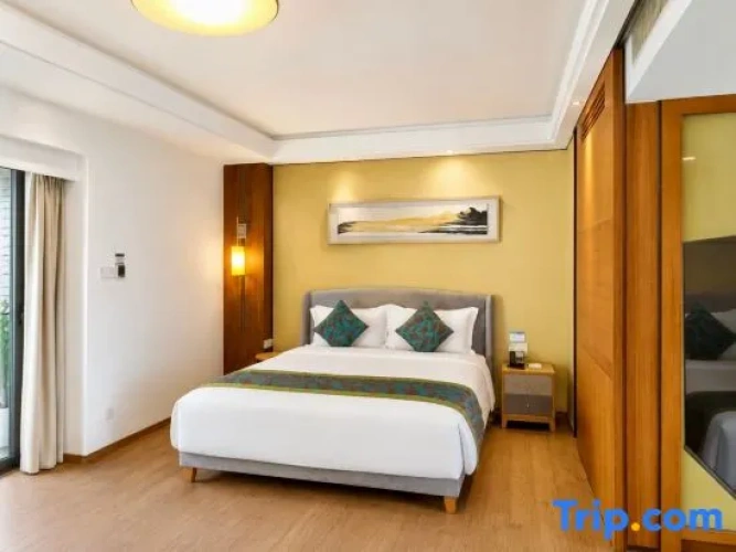 2 Bedrooms Deluxe Family Suite with river view