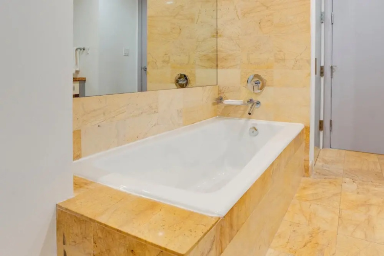 Brickell Ave Suites-Miami