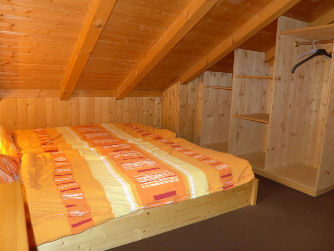 Chalet Coquelicot