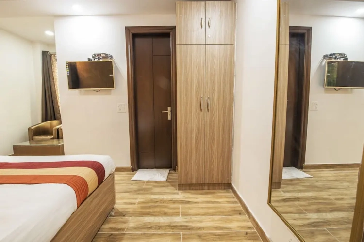 Superior Double Suite with garden view