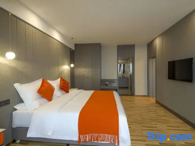 Luxury Suite