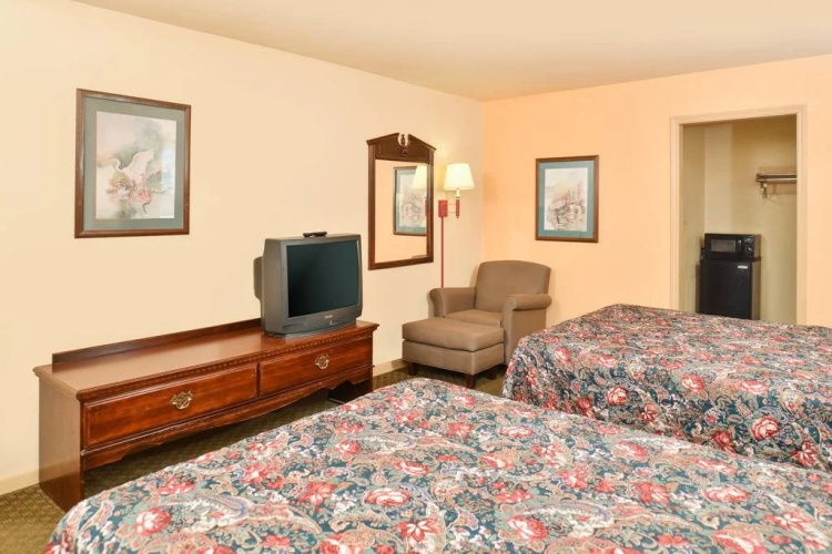 Howards Inn Motel