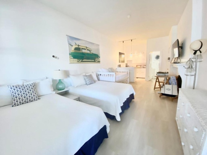 Deluxe Quadruple room
