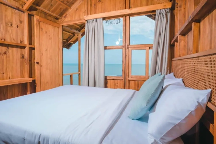 Standard room with sea view