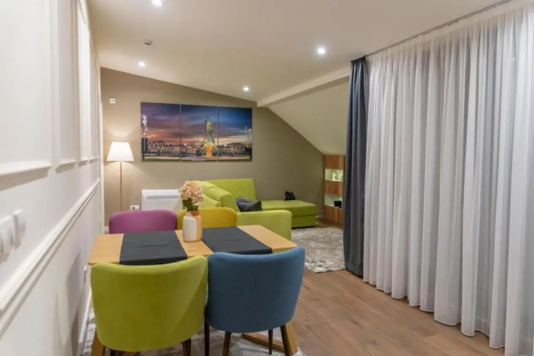 Hotel Maksimum