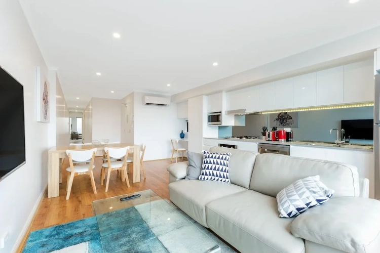 2 Bedrooms Apartment with balcony