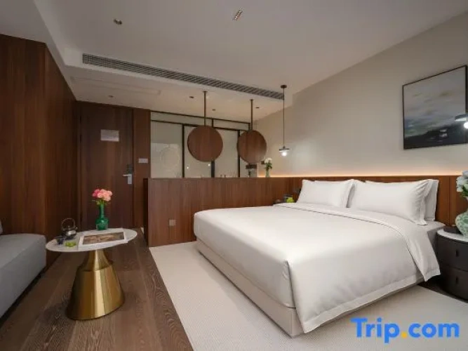 Standard Double room with river view
