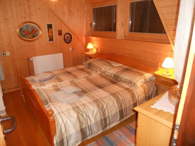 3 Bedrooms Cottage