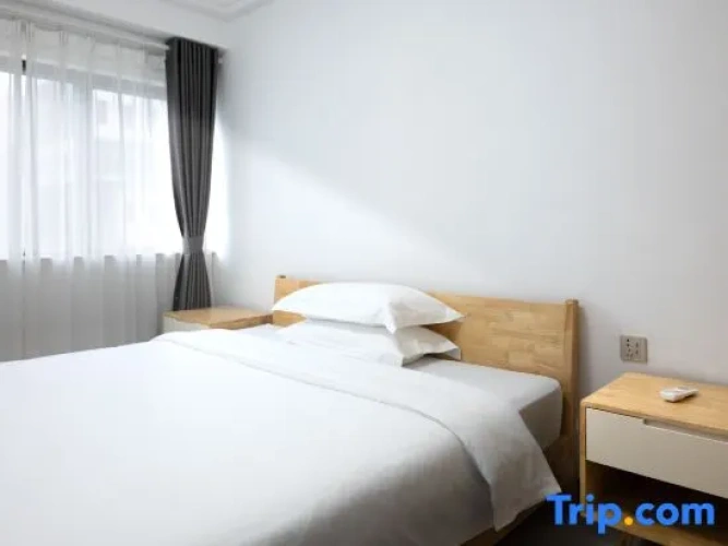 1 Bedroom Suite with garden view