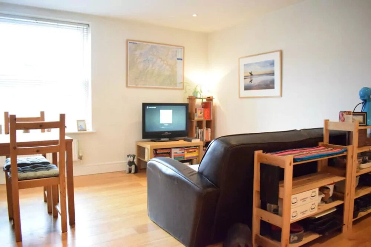 2 Bed Brixton Flat