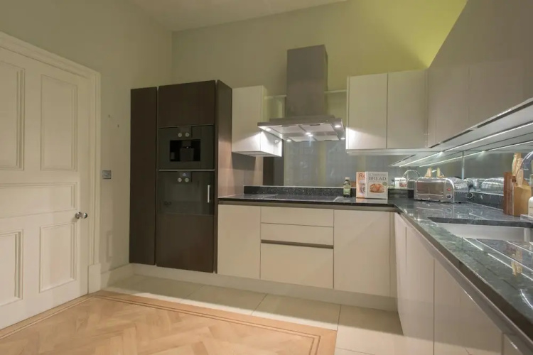 The Luxe Whitehall Duplex Apartment