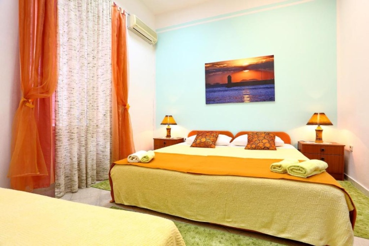 1 Bedroom Suite
