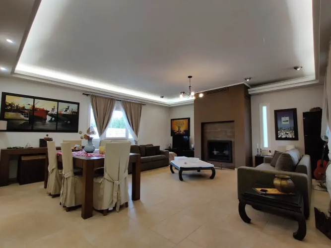 Villa Psatha