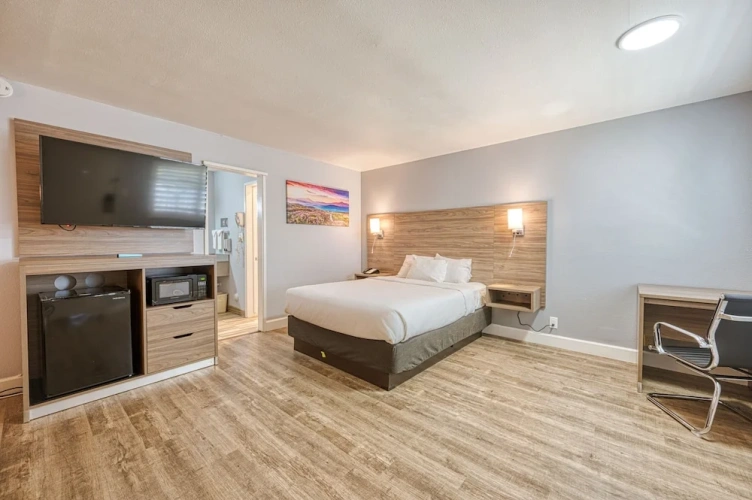Standard Family room