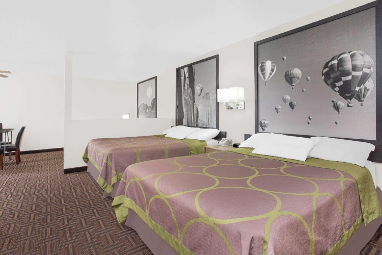 Standard Sextuple room