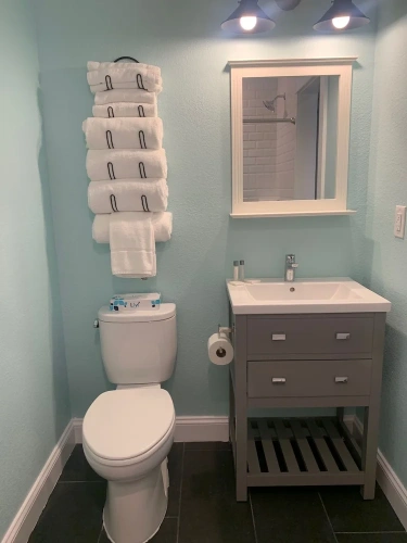 Deluxe Double room with balcony and with partial ocean view