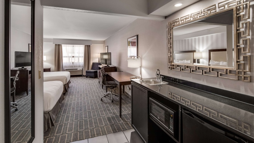Quadruple Suite