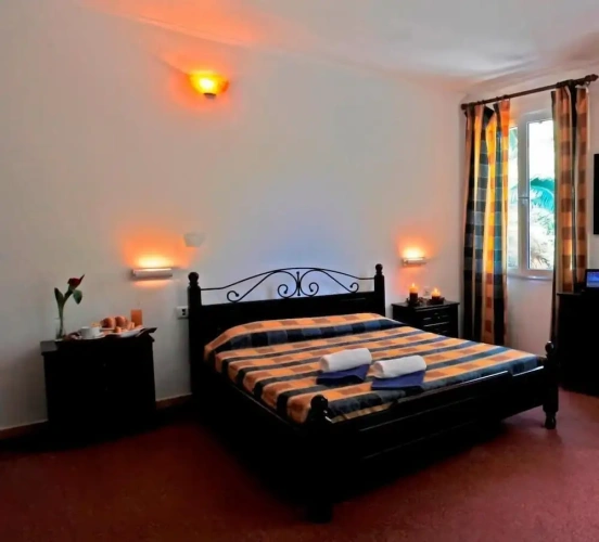 Standard Triple room with balcony