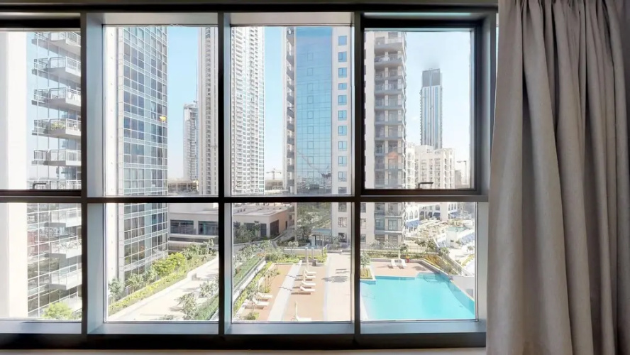 Lux BnB Dubai Creek Residences