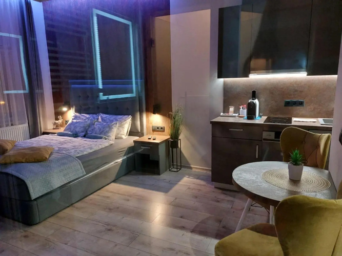 Silver Dawn Apartments