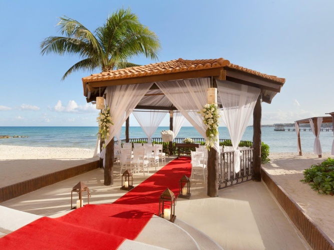 Wyndham Alltra Playa del Carmen Adults Only All Inclusive photo 11