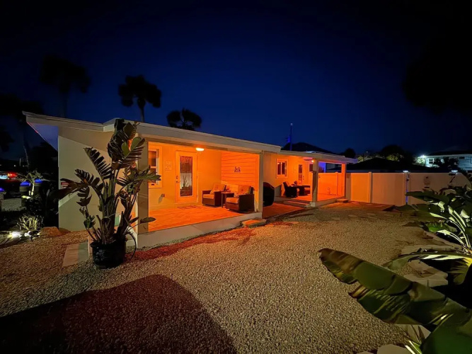 Coconut Villa B