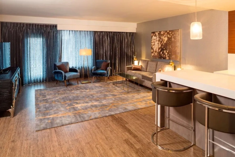 Presidential Double Suite with balcony