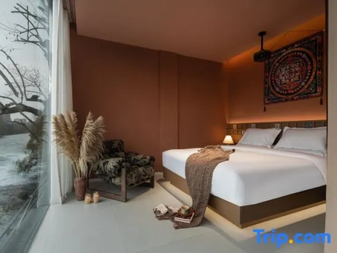 1 Bedroom Deluxe Suite