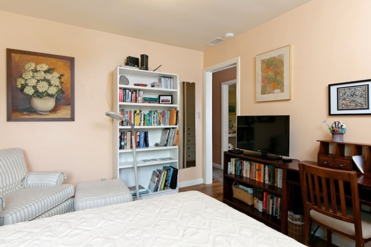 3772 Ventura - 1 Bedroom Duplex