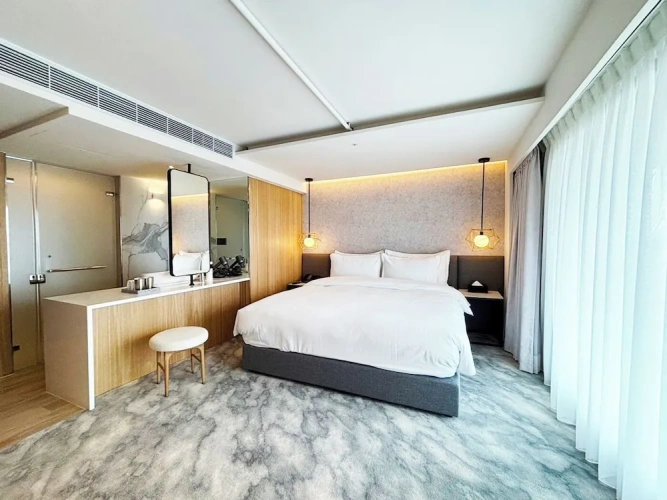Deluxe Double Suite