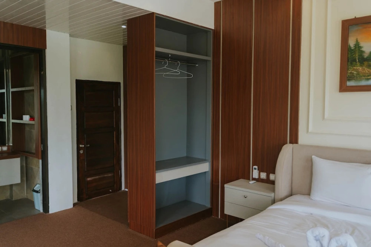 Nirvana Hotel Resort Tetebatu