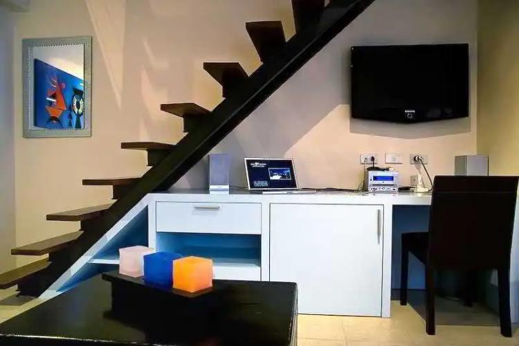 Rooms At The 9Th