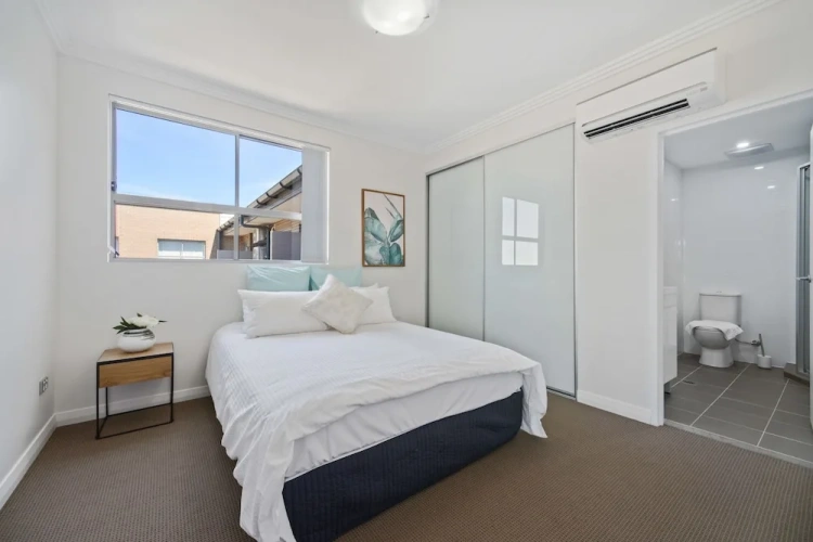 3 Bedrooms Apartment with balcony