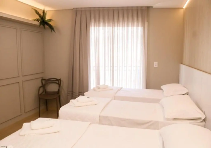 Standard Triple room