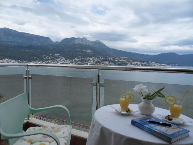 Standard Double room with balcony and with sea view