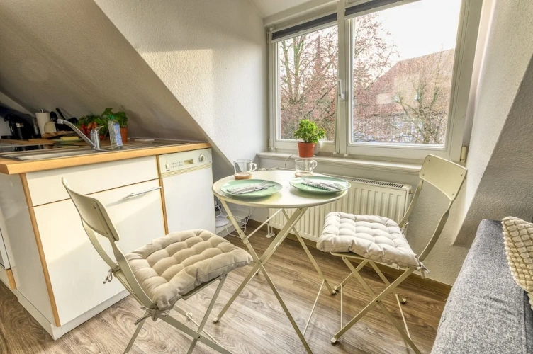 Apartment with balcony
