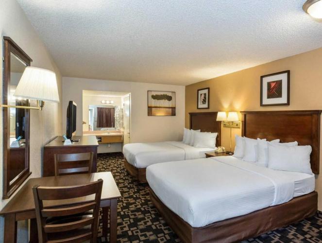 Morningglory Inn & Suites photo 7