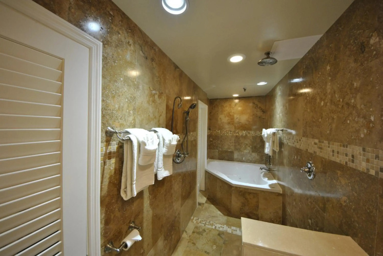 Hyde Park Hotel