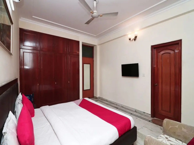 OYO 16167 Hotel Golf View Dlf