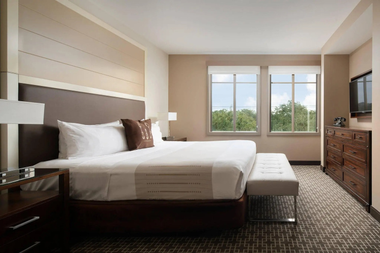 Epicurean Hotel, Autograph Collection photo 8