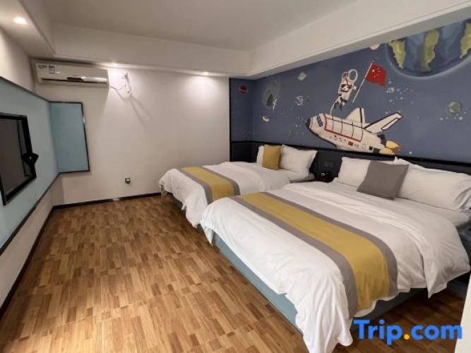 2 Bedrooms Suite