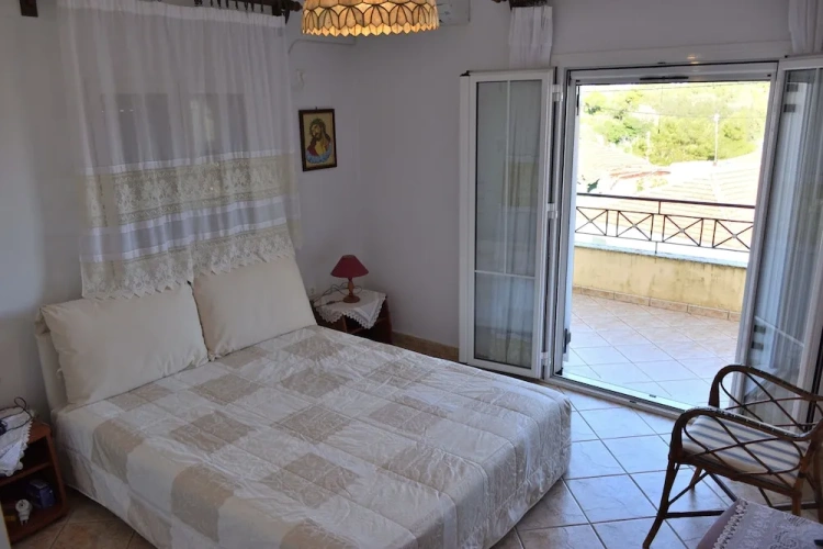 2 Bedrooms Cottage