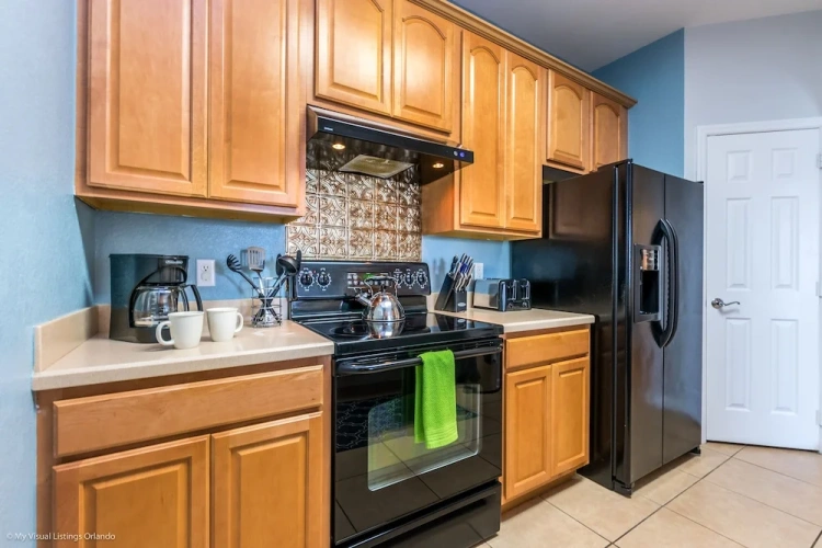 3 Bedrooms Apartment