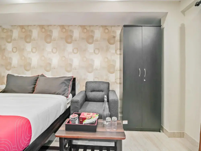 Collection O 30088 Jayanagar
